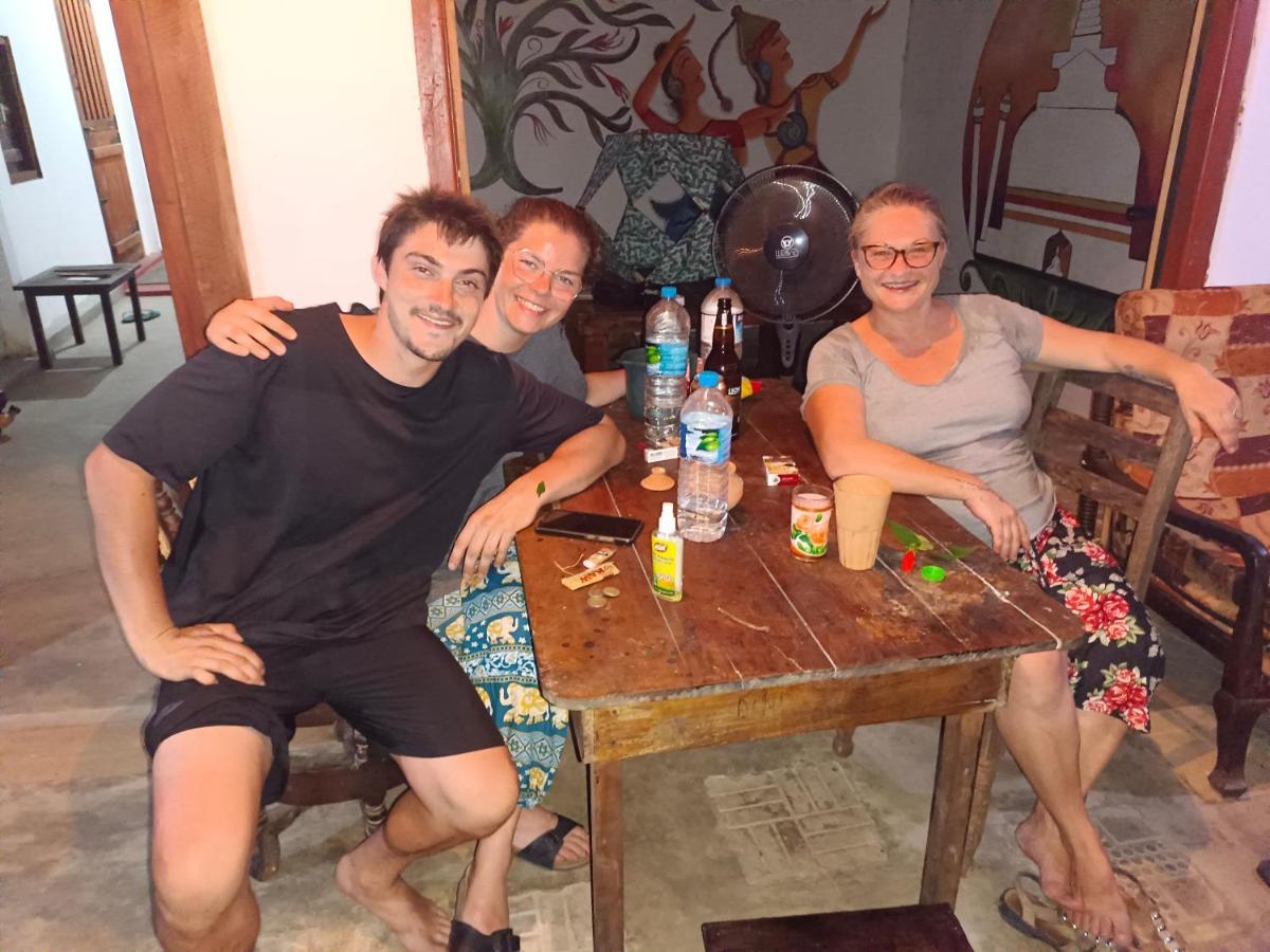 Mamisa Cafe, Home Stay Habarana Buitenkant foto
